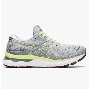 ⭐️ASICS GEL NIMBUS 24⭐️